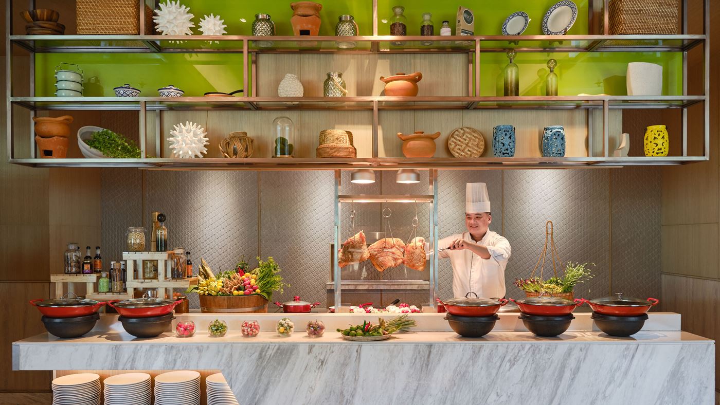 Multidimensional Gastronomic Journey