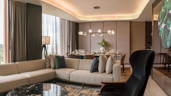 amari-suite_dining-livingroom