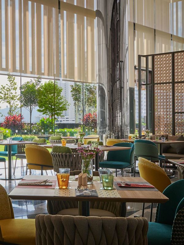 Multidimensional Gastronomic Journey