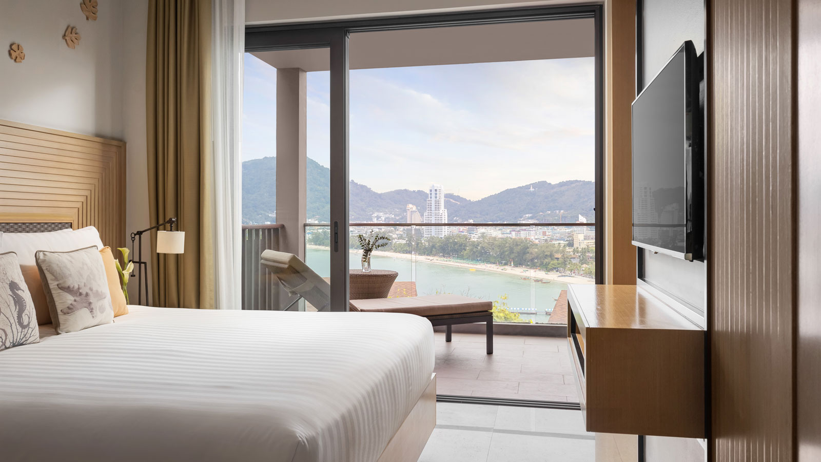 Club One Bedroom Suite Ocean View Balcony - Amari Phuket