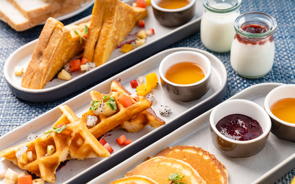 Picturesque Breakfast Views - Amari Phuket Picturesque Breakfast Views - Amari Phuket