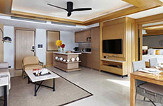 Two Bedroom Suite Ocean Coral Lounge