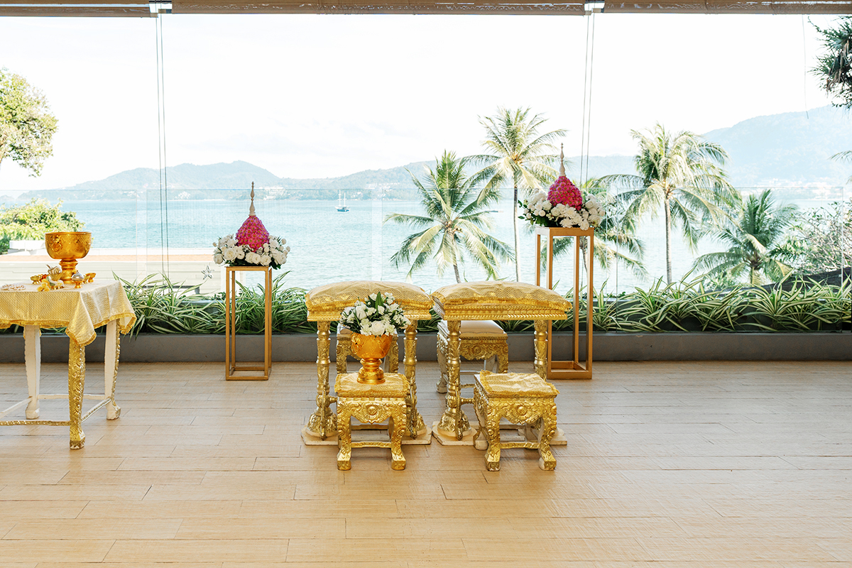 Salon Voyager Lounge 