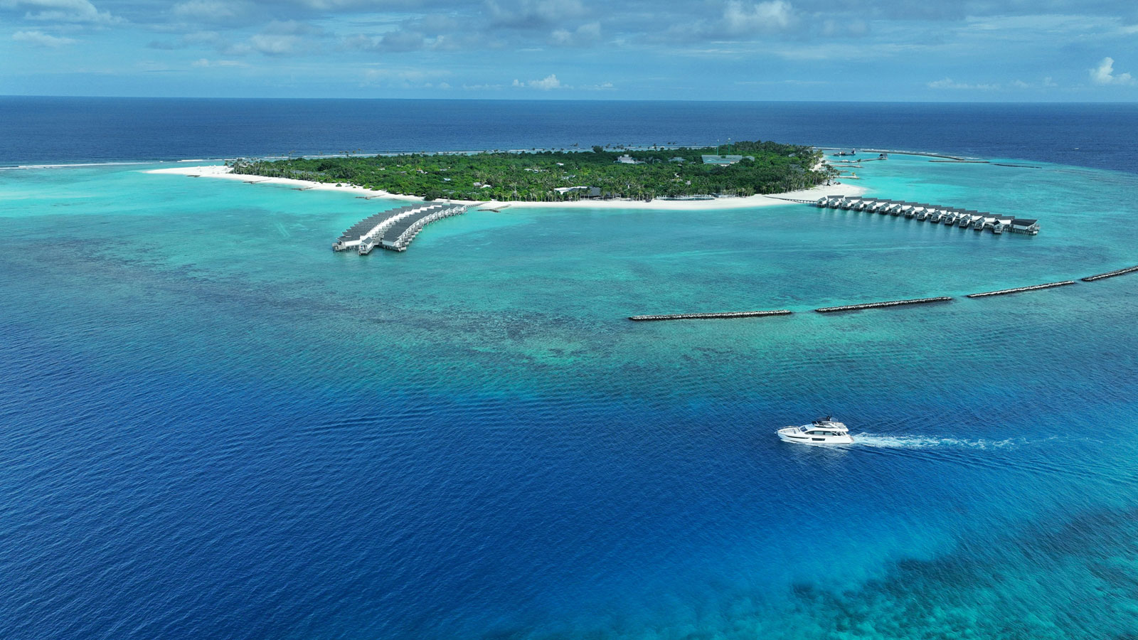 A Private Luxury Yacht Experiences - منتجع أماري رايا جزر المالديف