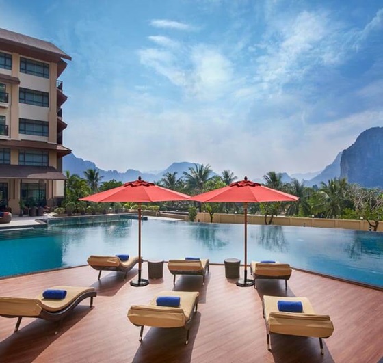 Jouer - Amari Vang Vieng