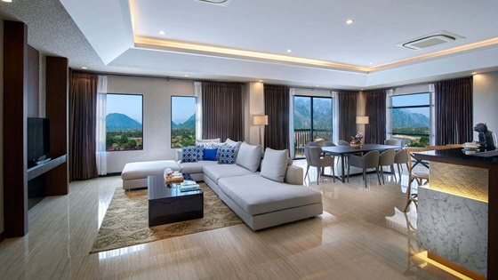 Kitchenette and dining area in Executive One Bedroom Suite River View with Balcony - Amari Vang Vieng