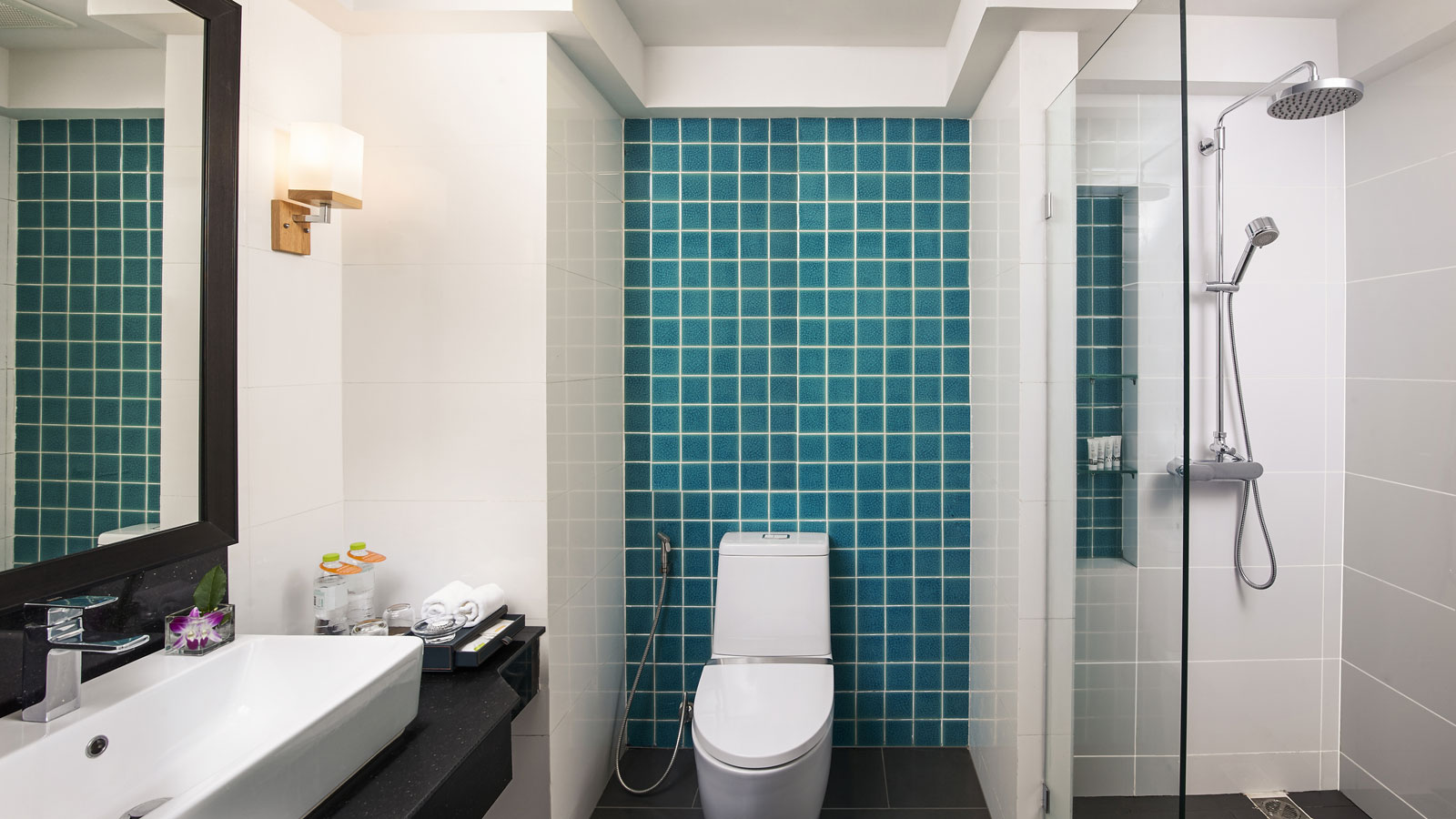 Bathroom in Superior City View with Balcony - Amari Vang Vieng
