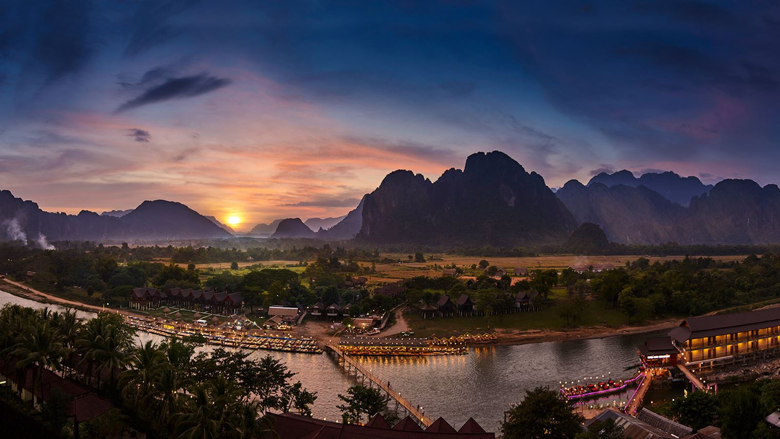 Nature’s Grand Backdrop - 萬榮阿瑪瑞度假酒店