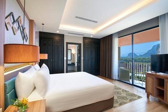 ห้องสวีท 1 ห้องนอน วิวแม่น้ำพร้อมระเบียง - อมารี วังเวียง