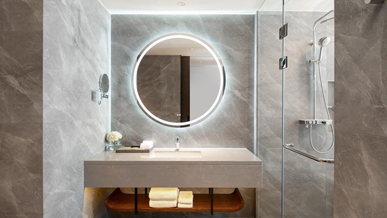 Deluxe River View - Bathroom - Amari Vientiane