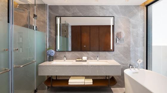 Junior Suite River View - Bathroom - Amari Vientiane