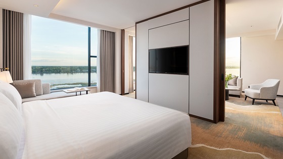 Junior Suite River View - Bedroom - Amari Vientiane