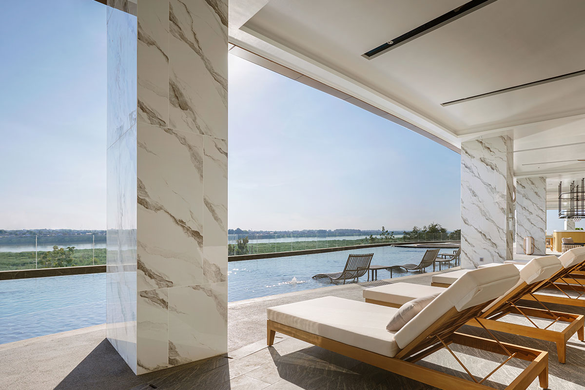 Swimming Pool at Amari Vientiane | Relaxing Outdoor Pool