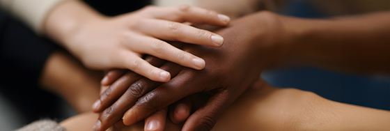 ยึดชุมชนเป็นหัวใจสำคัญ - อมารี เวียงจันทน์