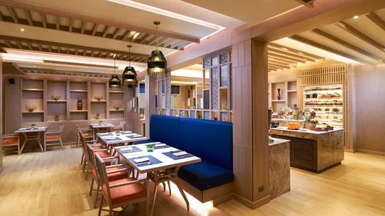 Indoor seating at Amaya Food Gallery Amaya Food Gallery