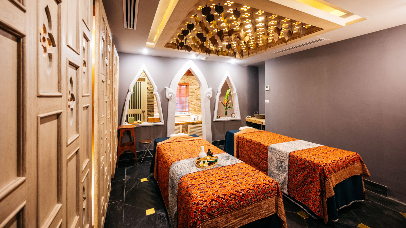 Treatment room at Chaonang Spa - אמארי ווג קראבי (Amari Vogue Krai)