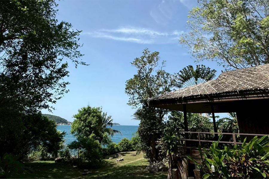 Deluxe Beachfront