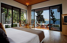 Deluxe Pavilion Beachfront