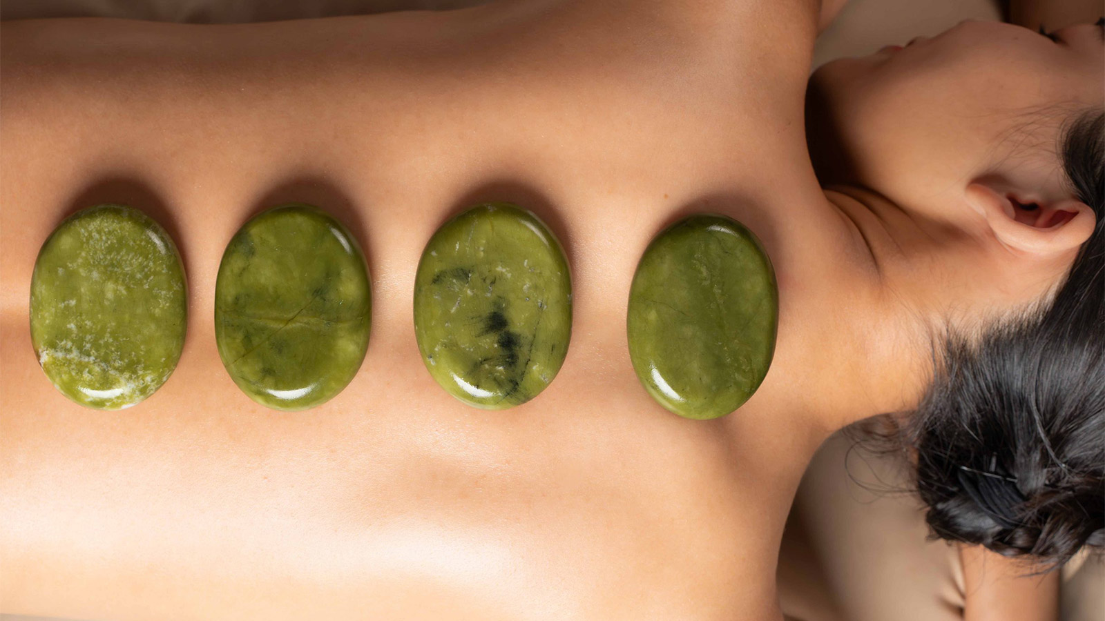 maai spa at Amari Pattaya -  Jade Stone