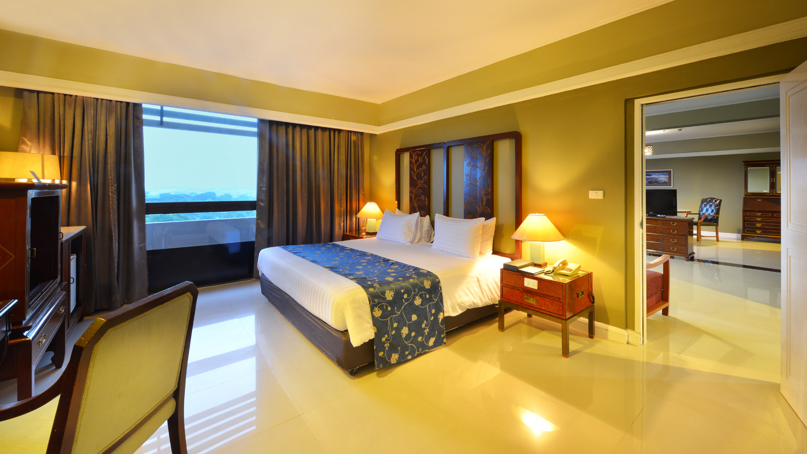 Executive Suites at Loei Palace Hotel - 黎府宫殿酒店