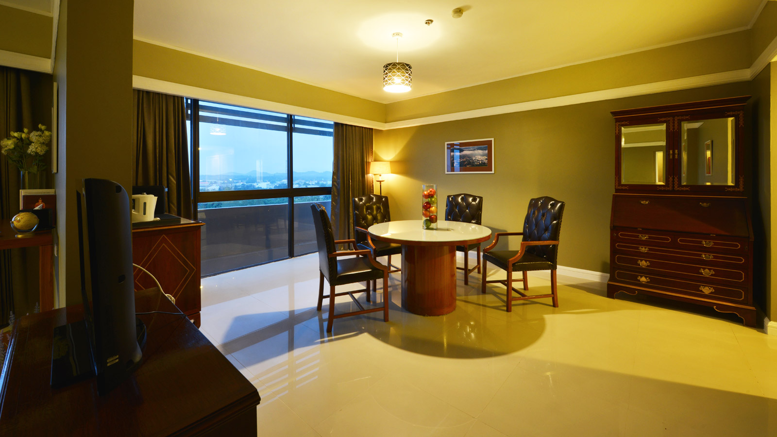 Hilton West Palm Beach — Artco Hospitality Furnishings
