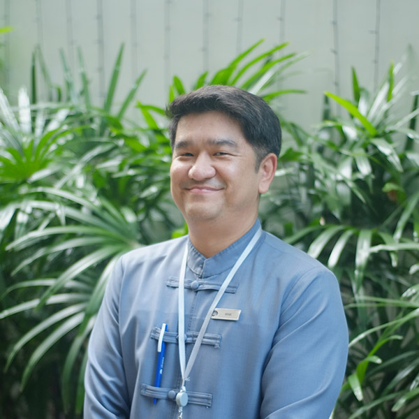 Somporn Tangpitakyotin Somporn Tangpitakyotin