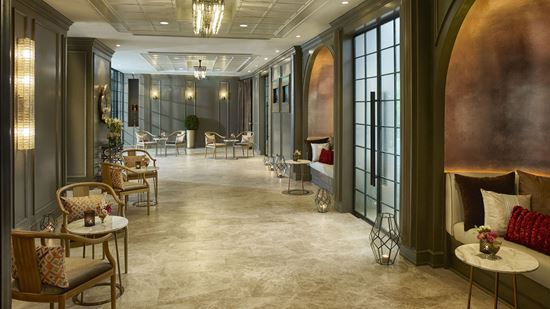 Oriental Room - Foyer