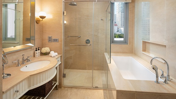 Junior Suite Prestige - Oriental Residence Bangkok