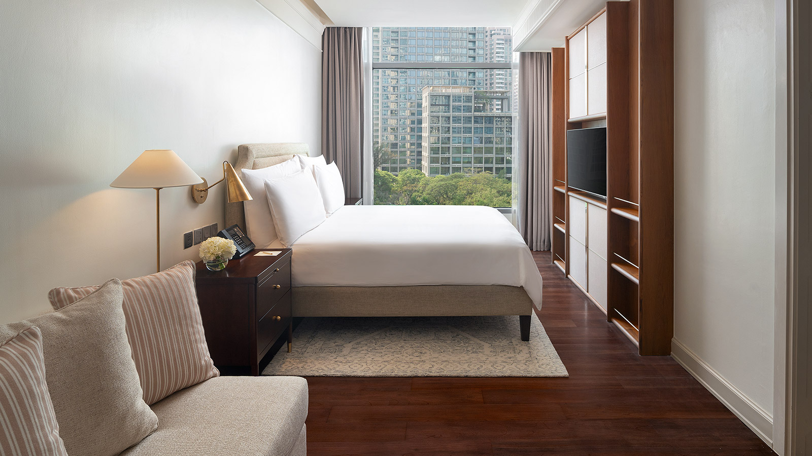 Junior Suite Prestige - Oriental Residence Bangkok