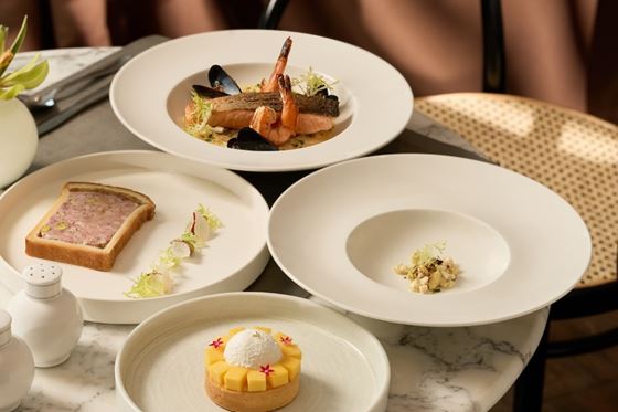 Executive Set Lunch Menu at Café Claire  - Oriental Residence Bangkok