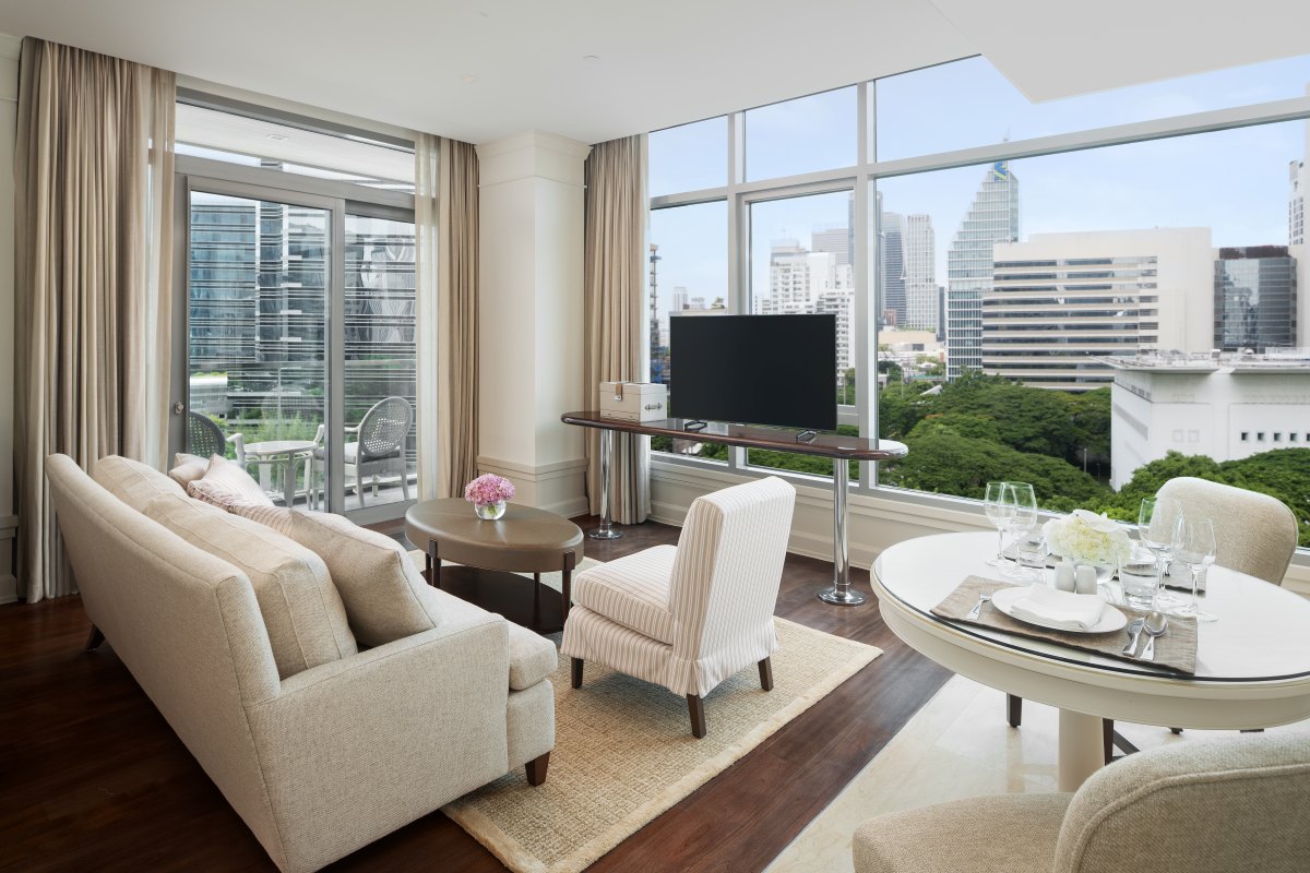 Unveil the Ultimate Prestige Experience - Oriental Residence Bangkok