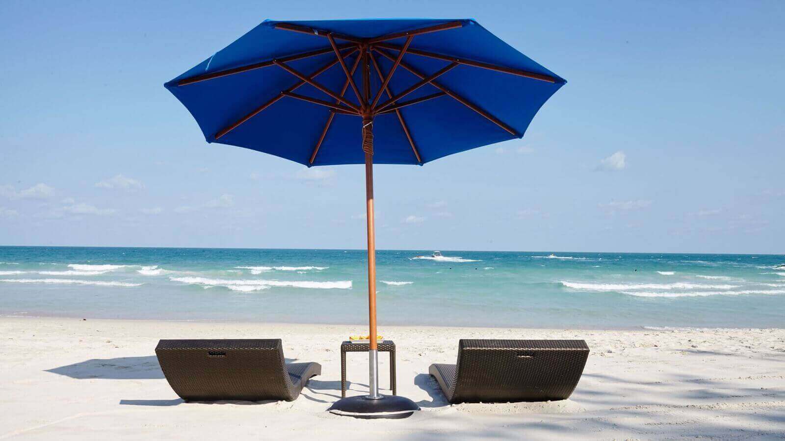 Resort & Beach