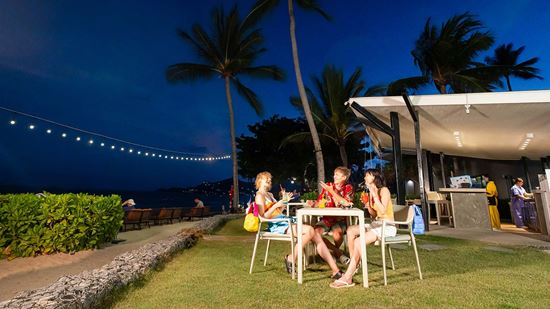BEACH BAR BEACH BAR