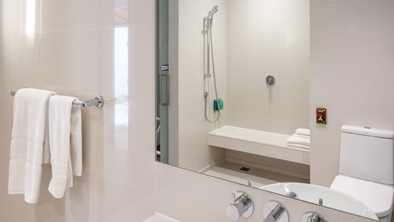 Bathroom in Deluxe Corner - โอโซ่ เฉวง สมุย