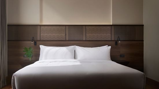 Deluxe King - Emmaline Hotel Nan