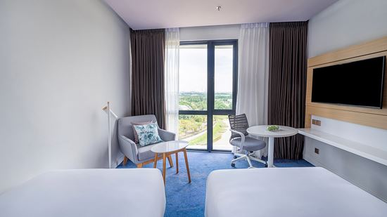 Deluxe Twin Lake View