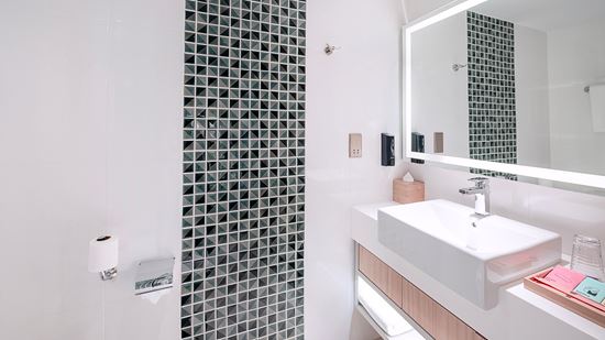 Superior City View Bathroom - Washbasin and Wet Amenities