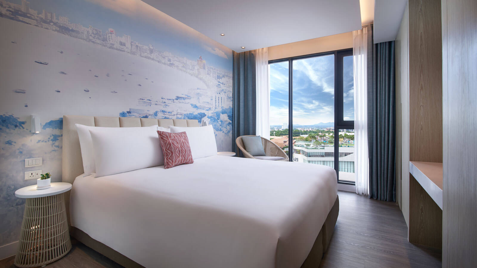 One Bedroom Suite - OZO North Pattaya