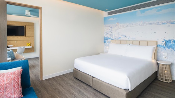 Superior Two Bedroom Connecting Room - Master Bedroom - 芭堤雅遨舍度假酒店