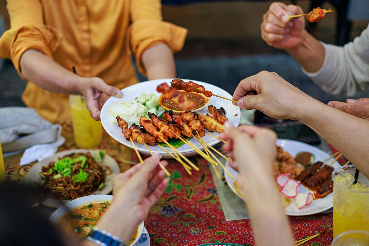 Gourmet Adventures - ОЗО George Town Пенанг