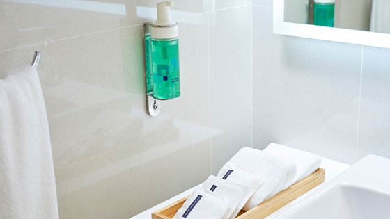 Deluxe Sunset - Bathroom Amenities - ОЗО Пхукет