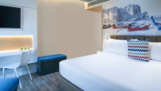 Deluxe Sunset King - OZO Phuket