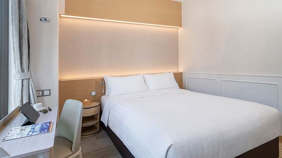 deluxe-city-view_twin-1