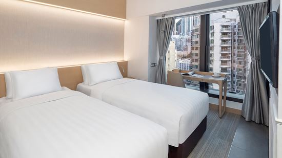 deluxe-city-view_twin-overview