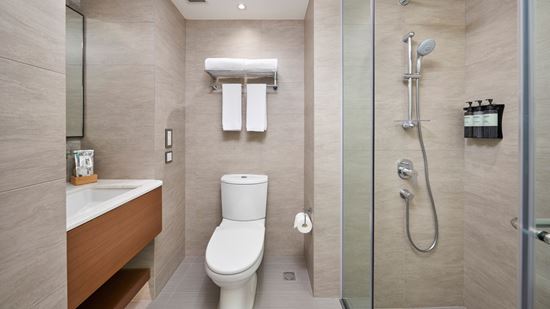 Superior King - Bathroom - Y Hotel Hong Kong (Images are a visual preview and may vary) Superior King - Bathroom - Y Hotel Hong Kong (Images are a visual preview and may vary)