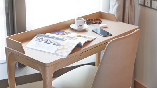 Superior Queen - Work space - Y Hotel Hong Kong (Images are a visual preview and may vary) Superior Queen - Work space - Y Hotel Hong Kong (Images are a visual preview and may vary)