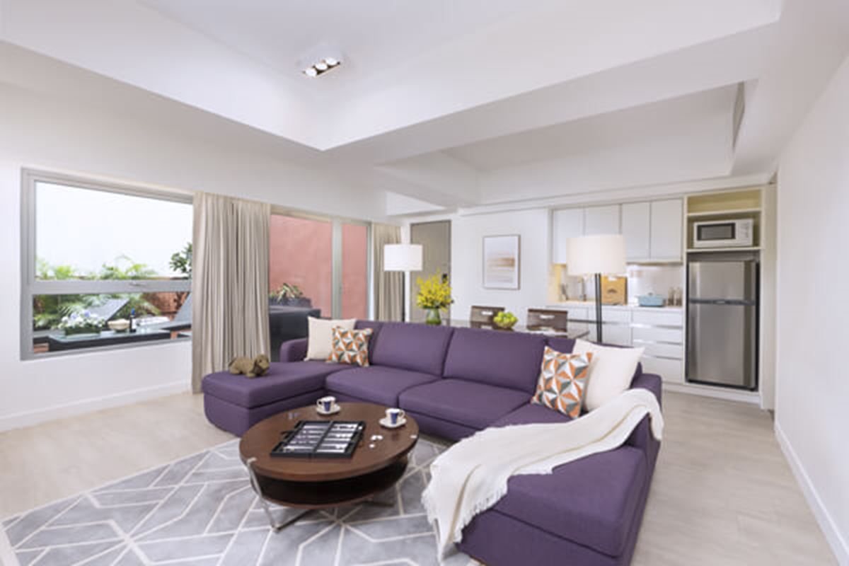 兩房單位連露台 - 香港莎瑪炮台山服務式公寓