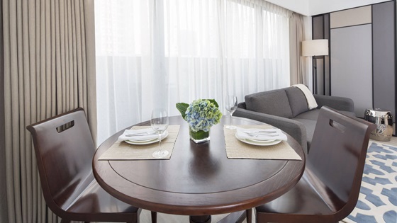 One Bedroom with Balcony - Dining Area - Shama Fortress Hill Hong Kong
