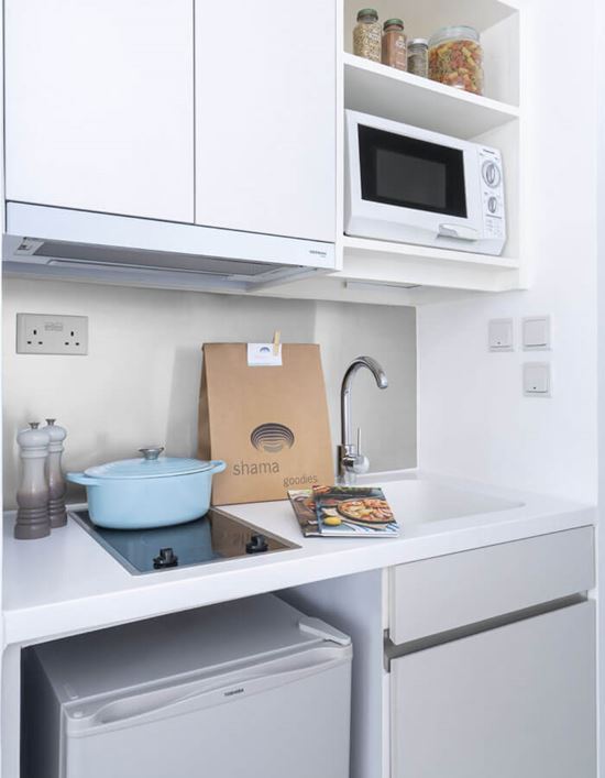 One Bedroom with Balcony - Kitchenette