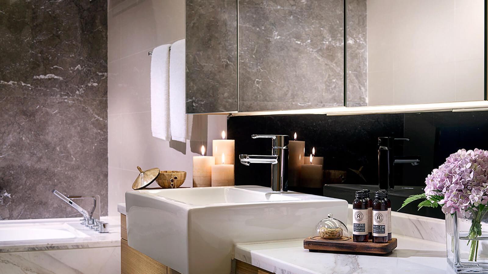 Two Bedroom - Bathroom - Shama Heda Hangzhou
